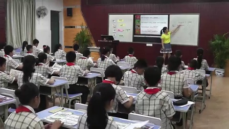 外研版(三起)小學(xué)英語四下Module1 Unit 1 She's a nice teacher.廣西梁麗麗